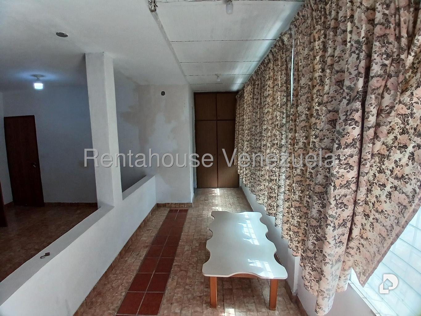 House in El Llanito, Caracas – 22