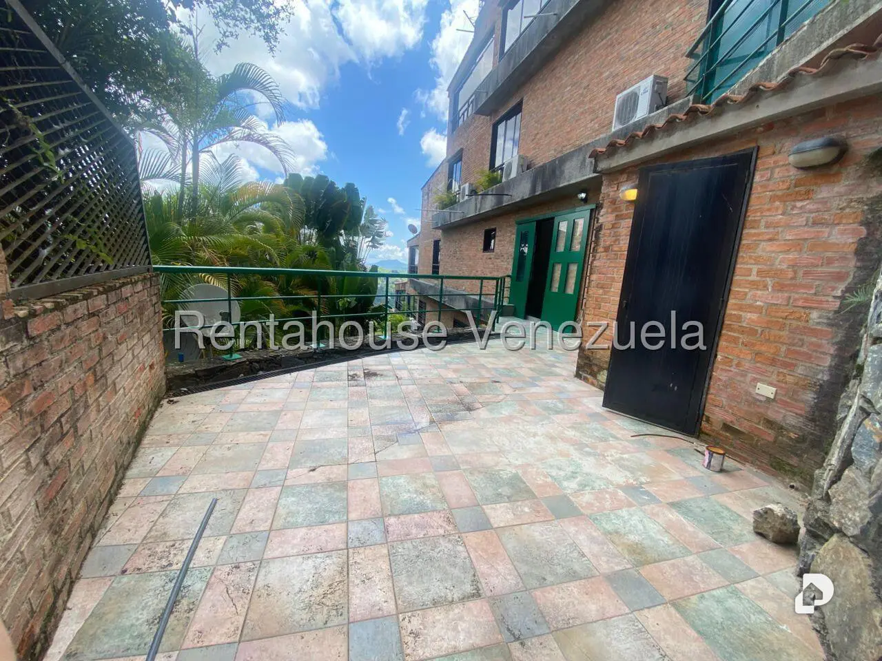 Apartamento en Oripoto, Caracas – 24