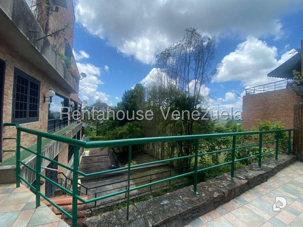Apartamento en Oripoto, Caracas – 15