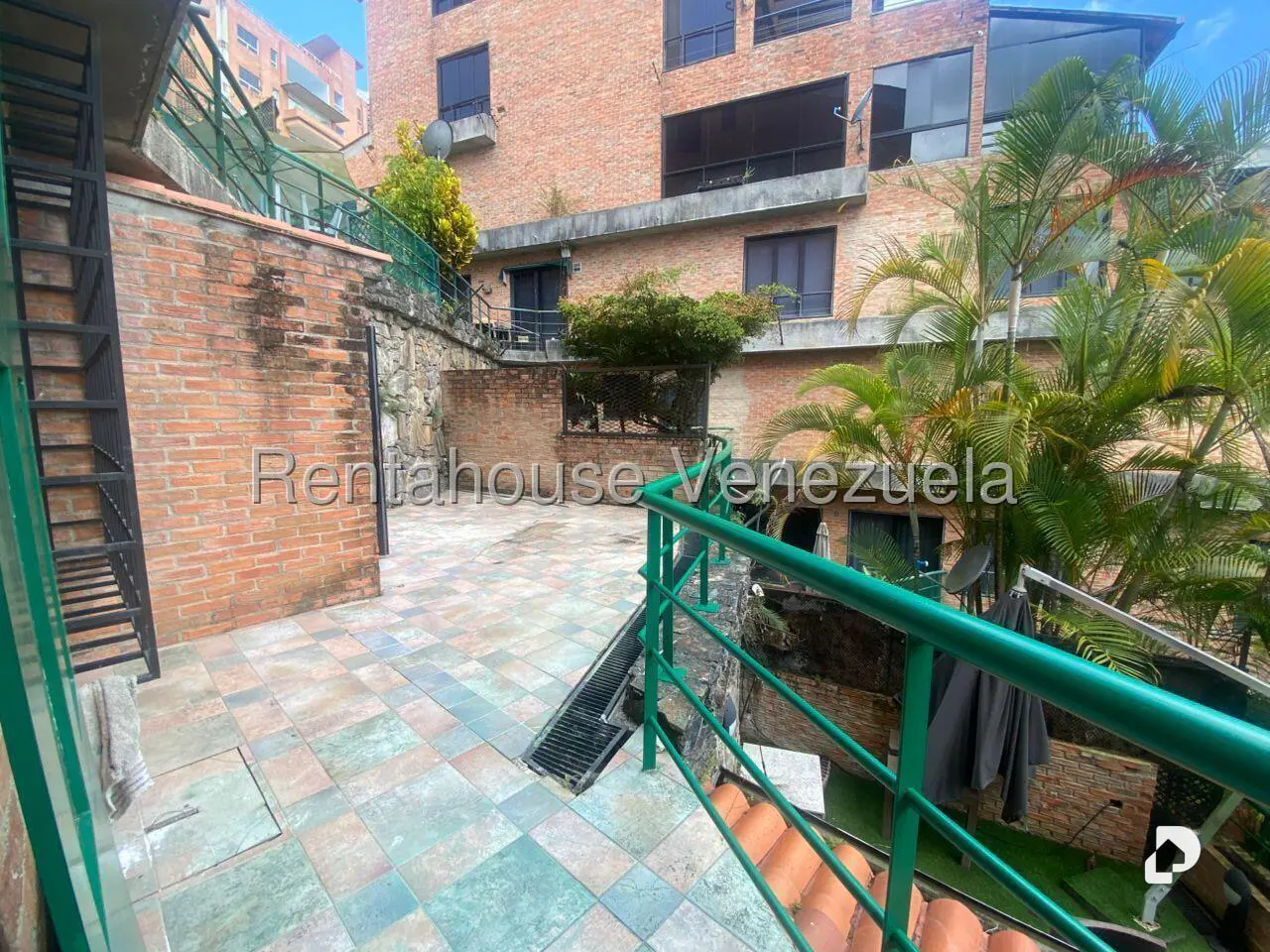 Apartamento en Oripoto, Caracas – 25
