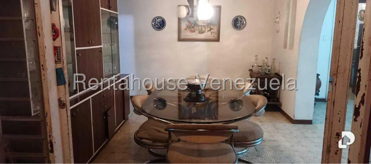 Apartamento en Colinas de Santa Mónica, Caracas – 5