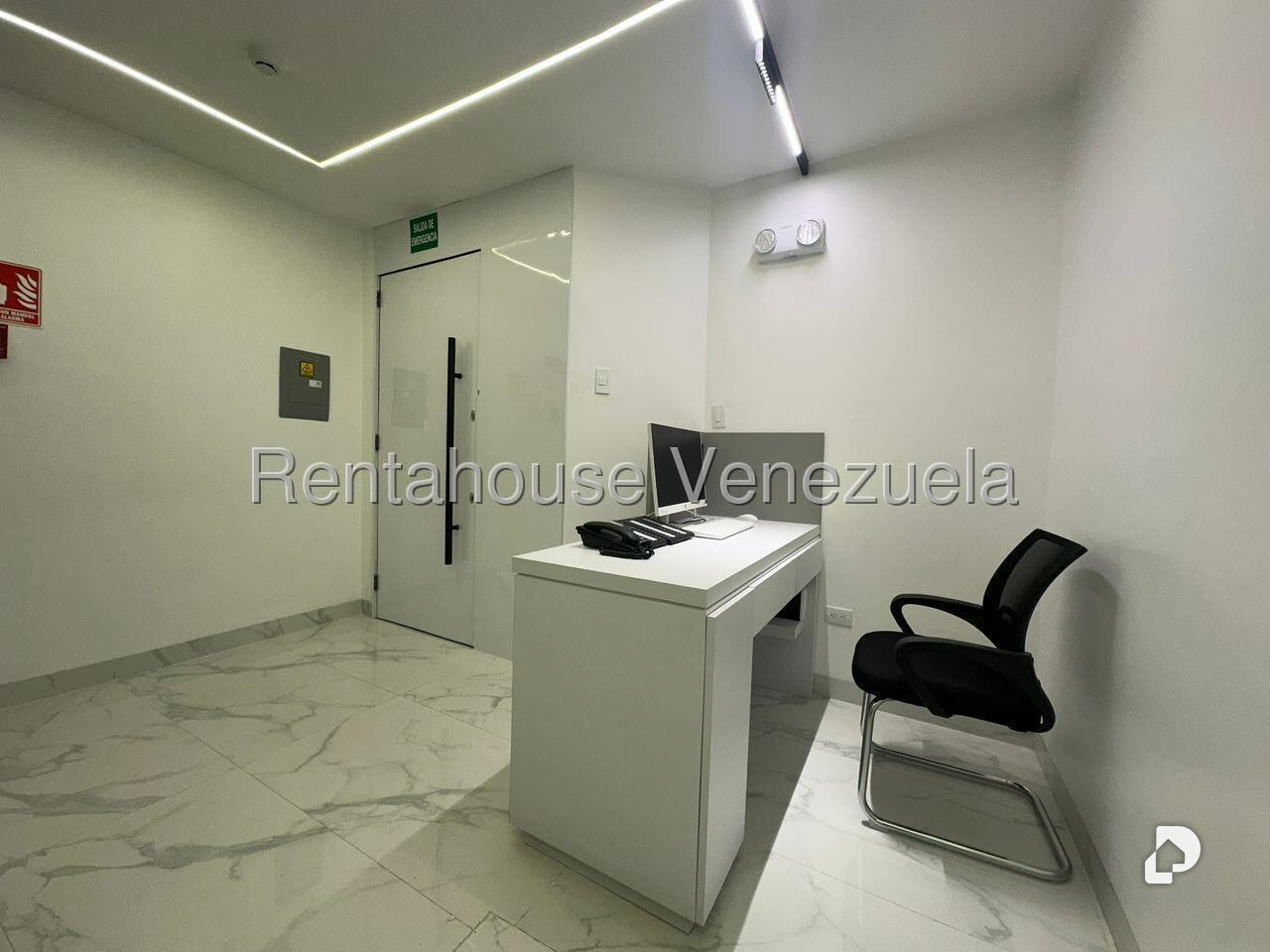 Edificio en Chuao, Caracas