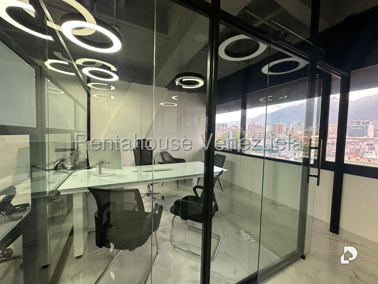 Edificio en Chuao, Caracas