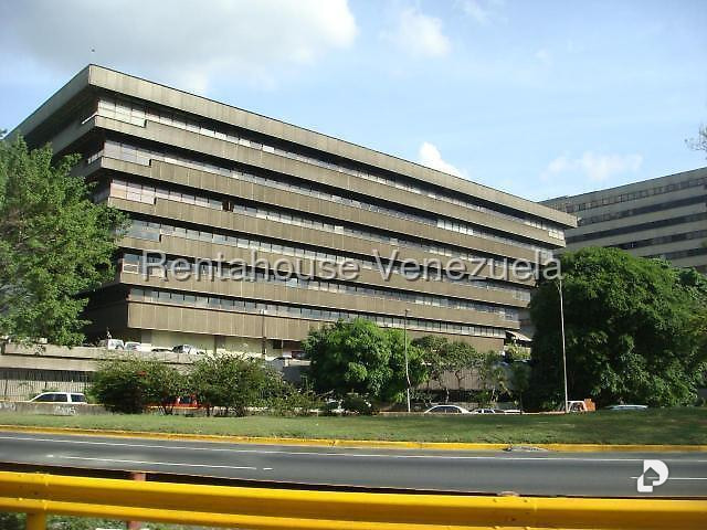Edificio en Chuao, Caracas