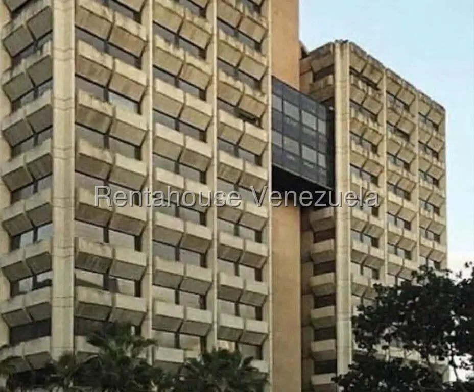 Office in Santa Paula, Caracas - 1