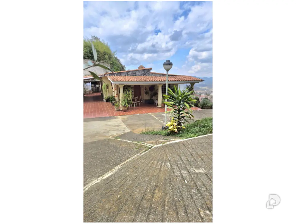 Casa en Lagunetica, Altos Mirandinos – 1