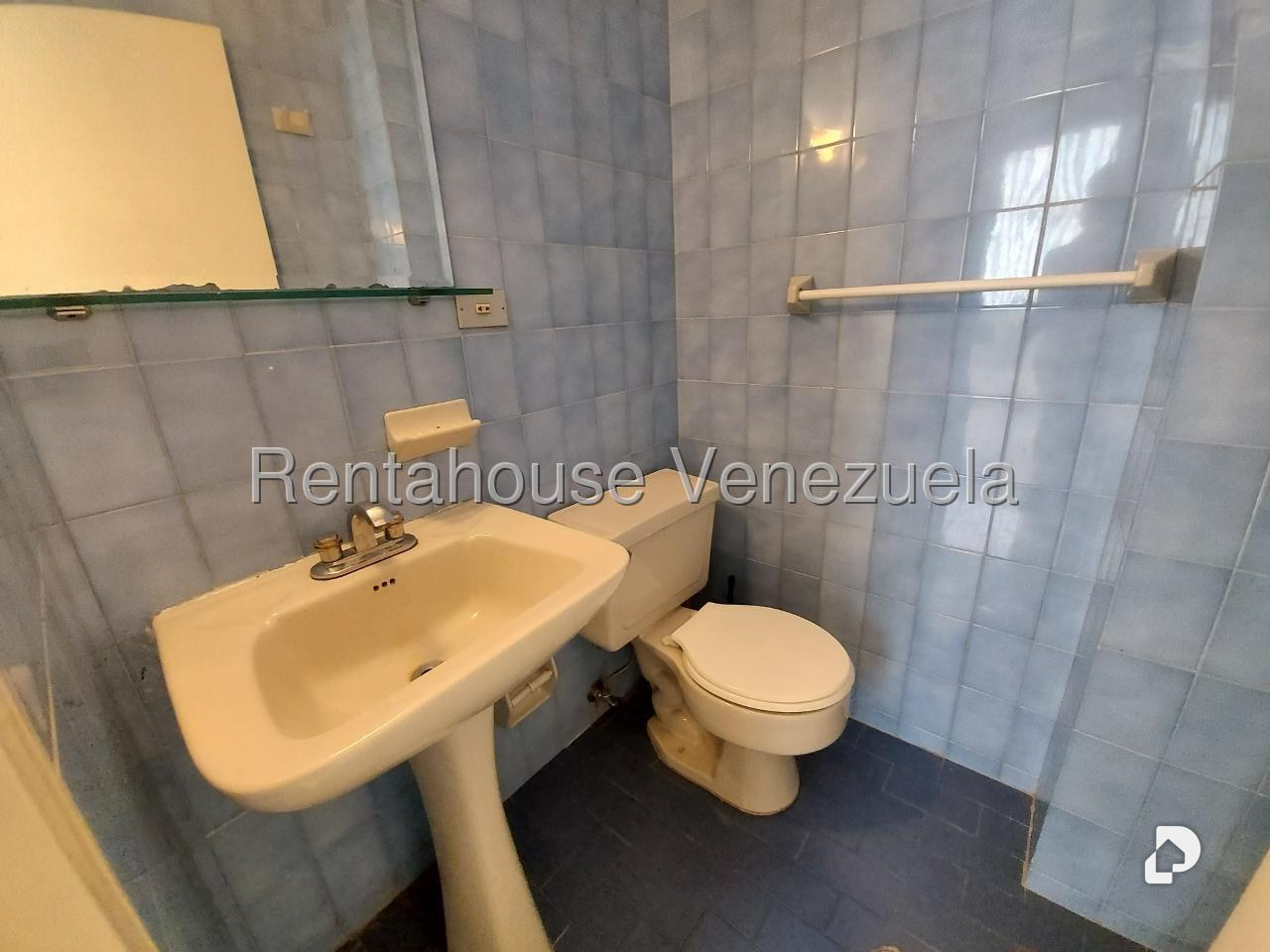 Oficina en Las Mercedes, Caracas – 10
