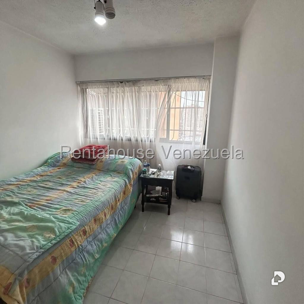 Apartamento en Parroquia La Candelaria, Caracas – 11