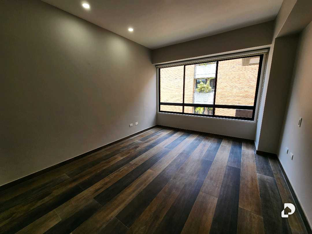 Apartamento en Campo Alegre, Caracas – 27