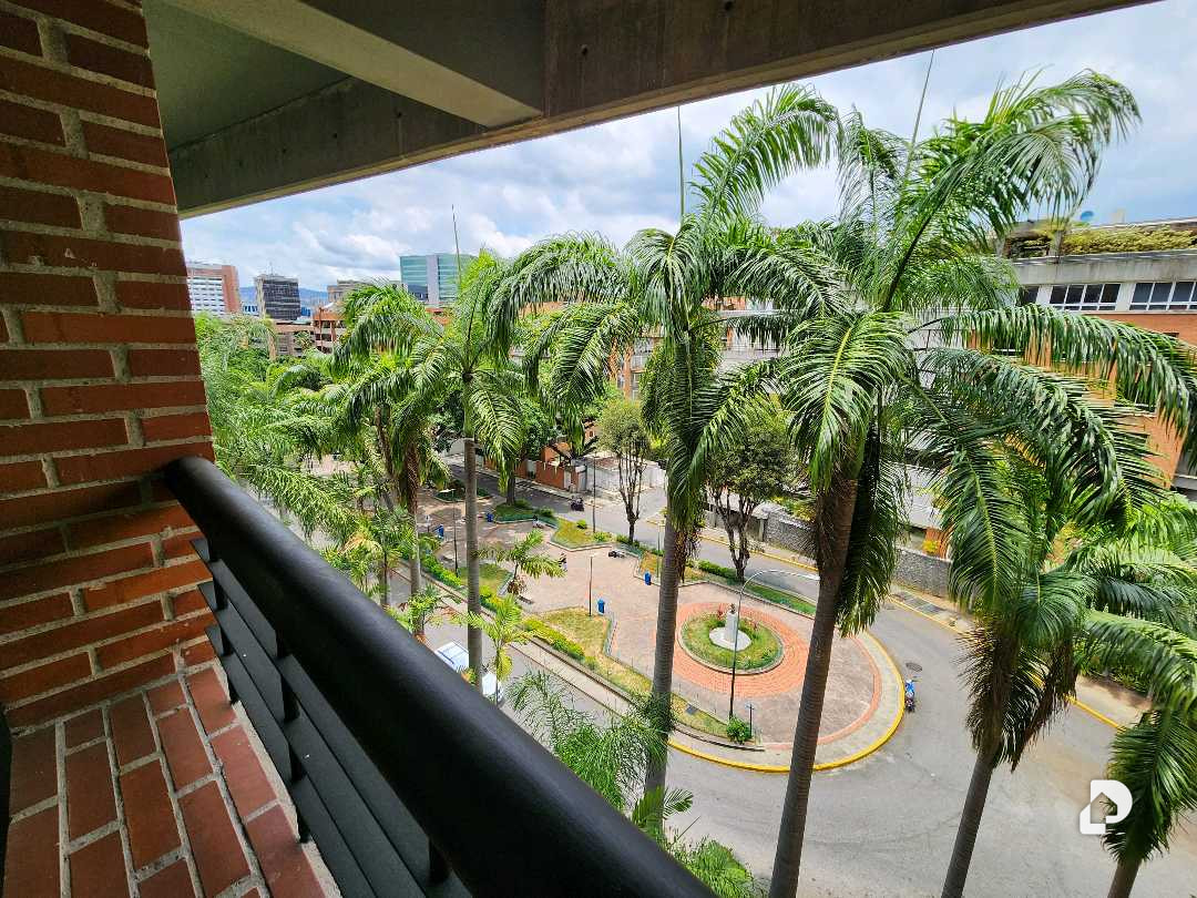 Apartamento en Campo Alegre, Caracas – 23
