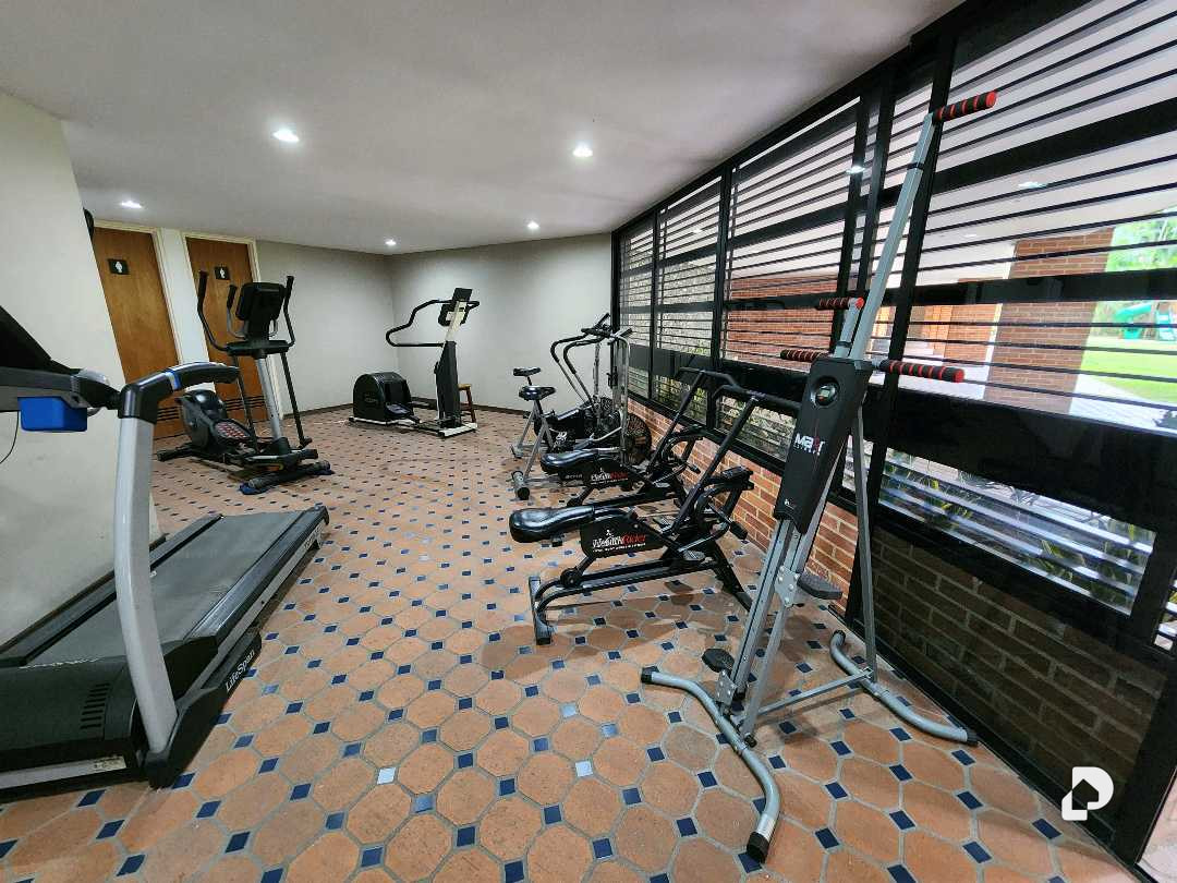 Apartamento en Campo Alegre, Caracas – 38