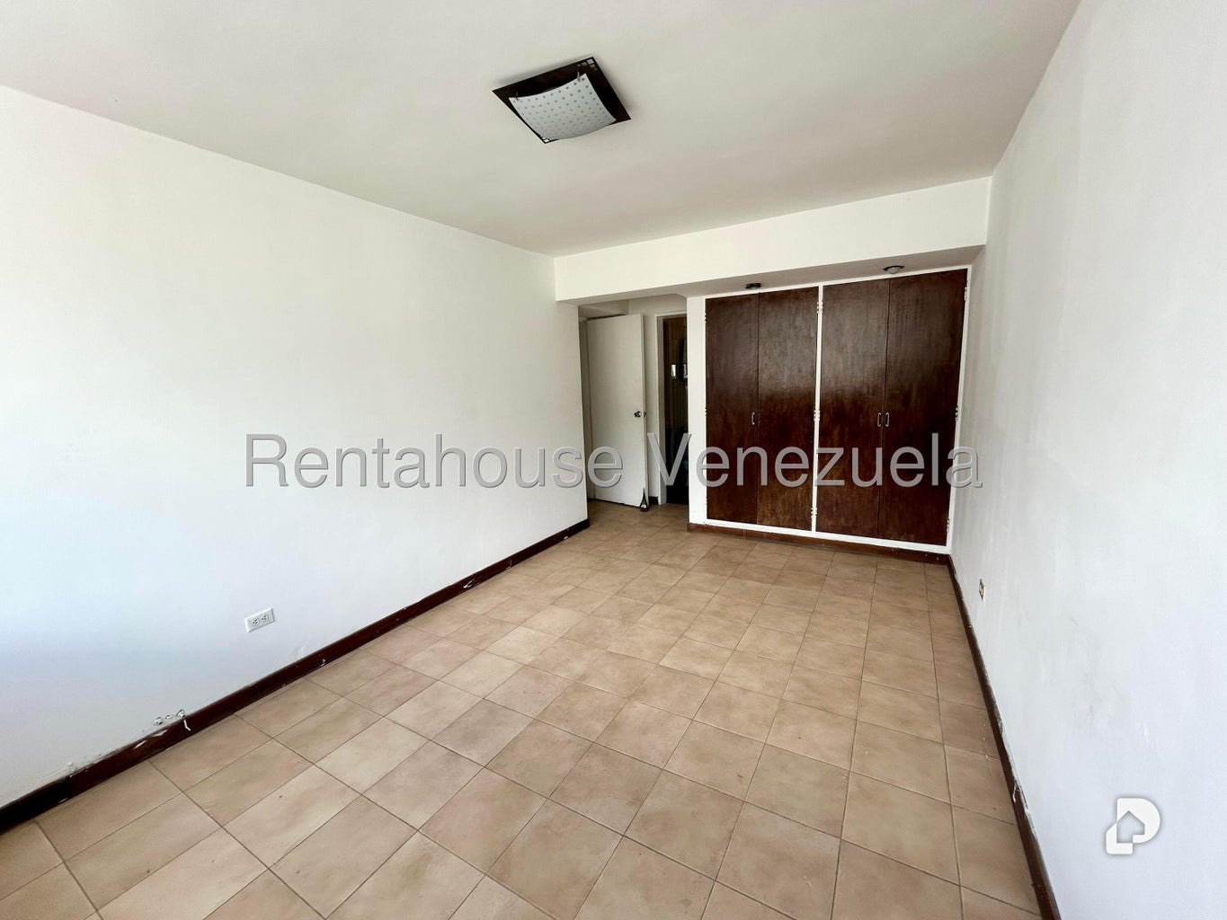 Apartamento en La Urbina, Caracas – 17