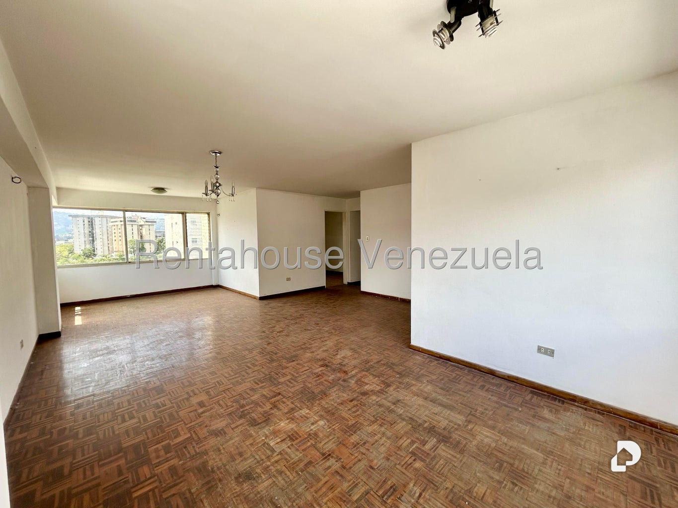 Apartamento en La Urbina, Caracas – 13