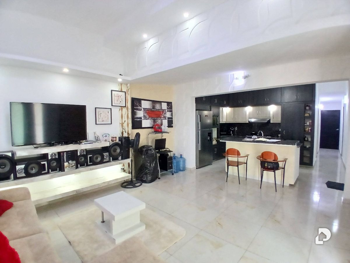 Casa en Los Guayos – 8
