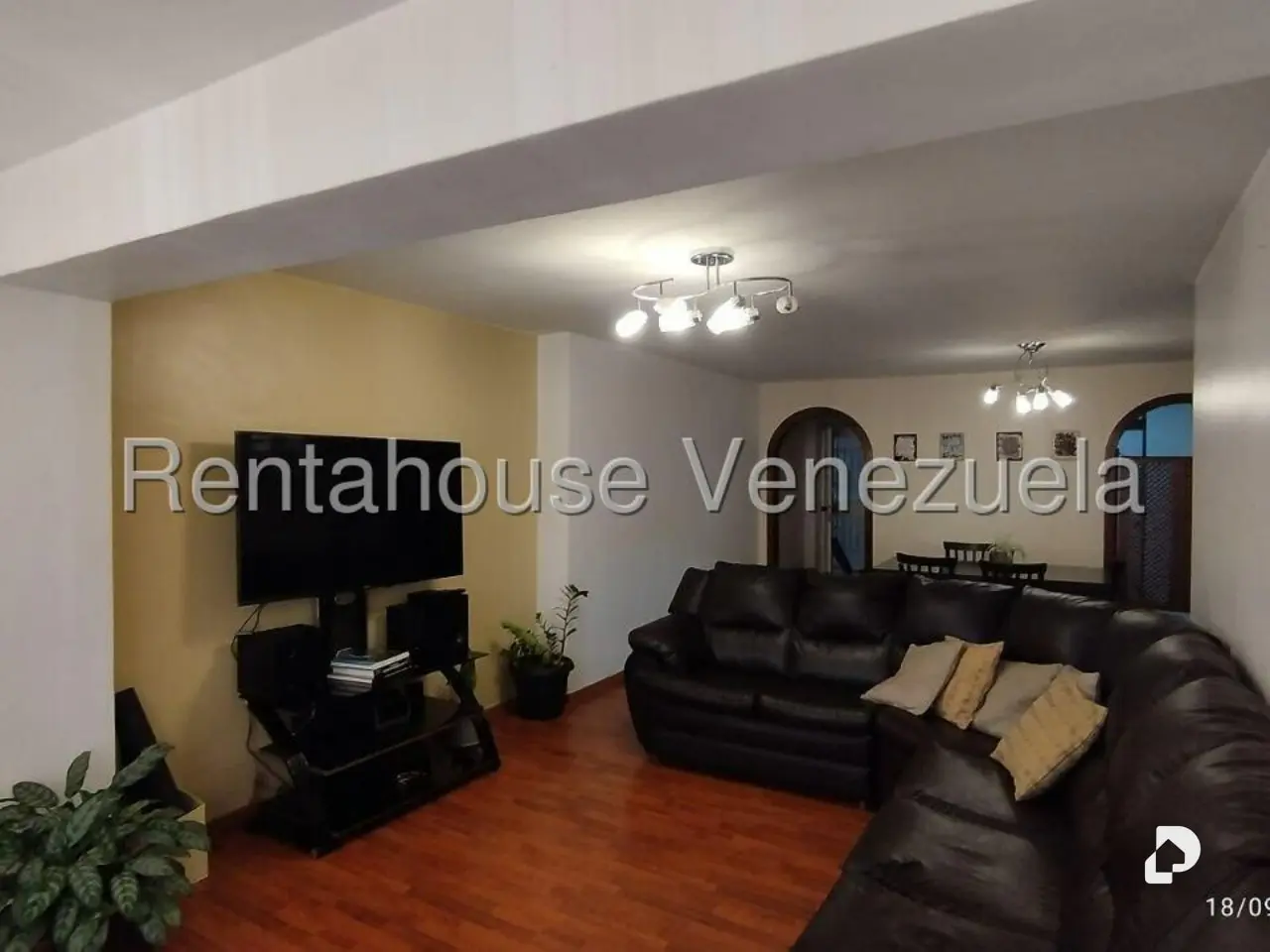 Apartamento en La Urbina, Caracas – 11