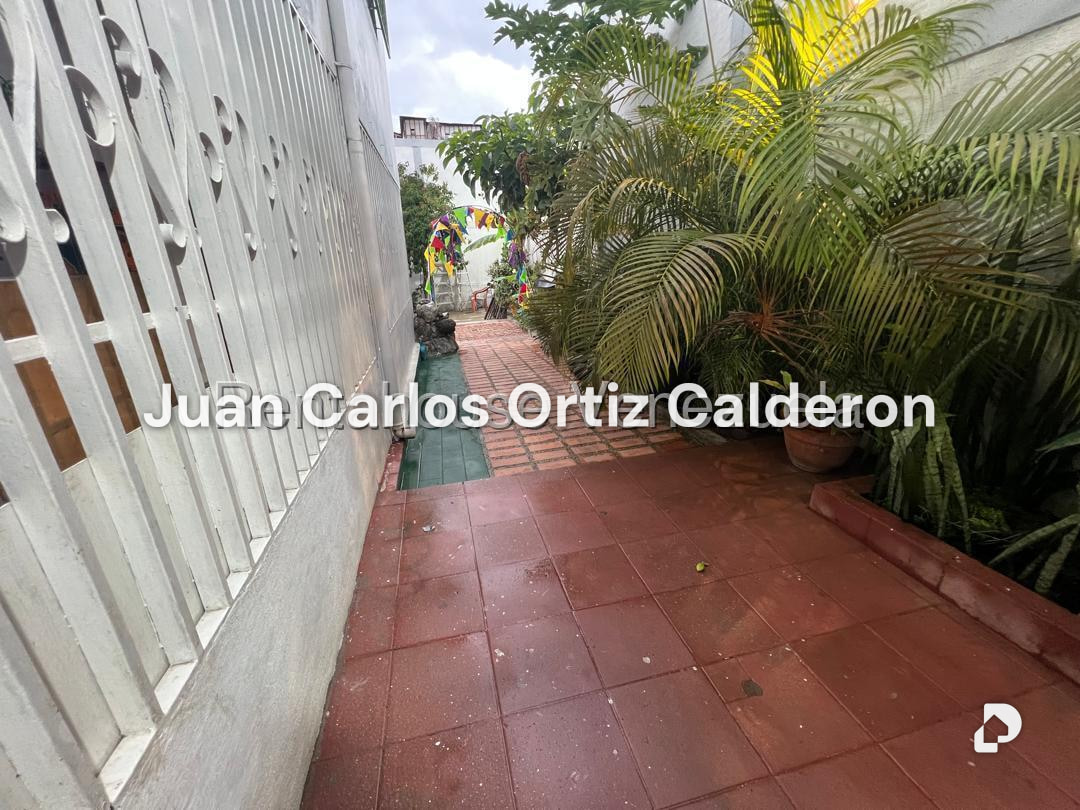 House in San Bernardino, Caracas – 26