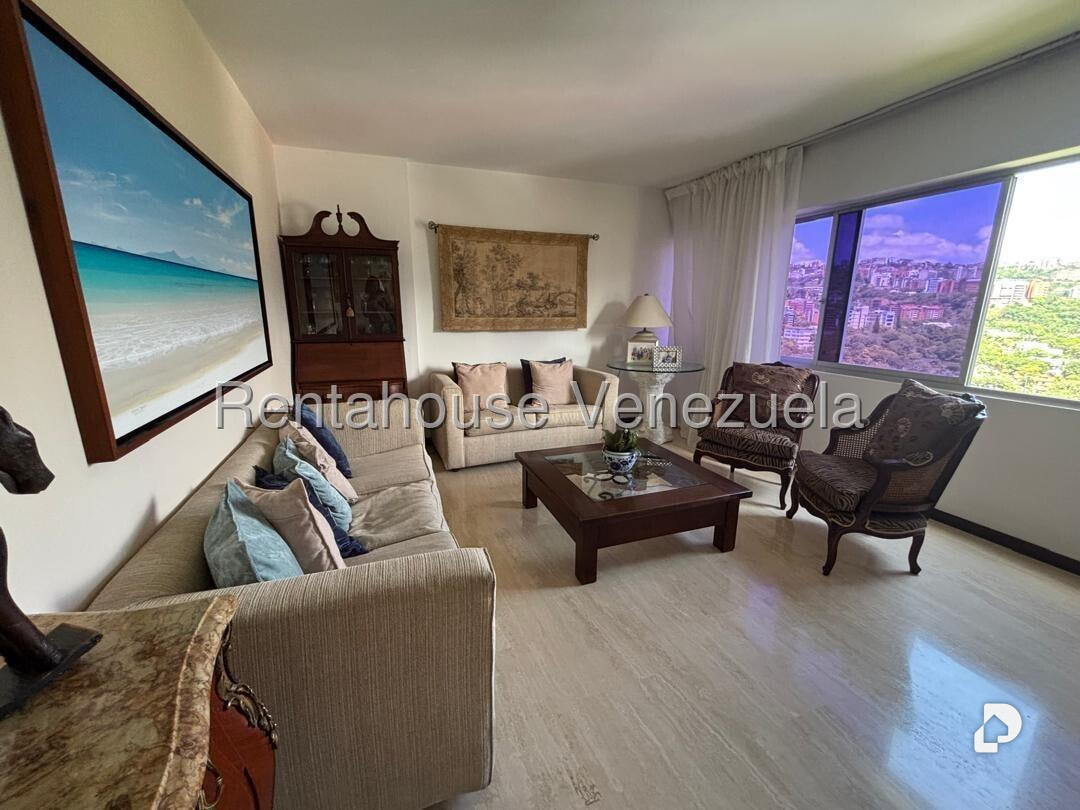 Apartamento en Las Mesetas de Santa Rosa de Lima, Caracas – 4