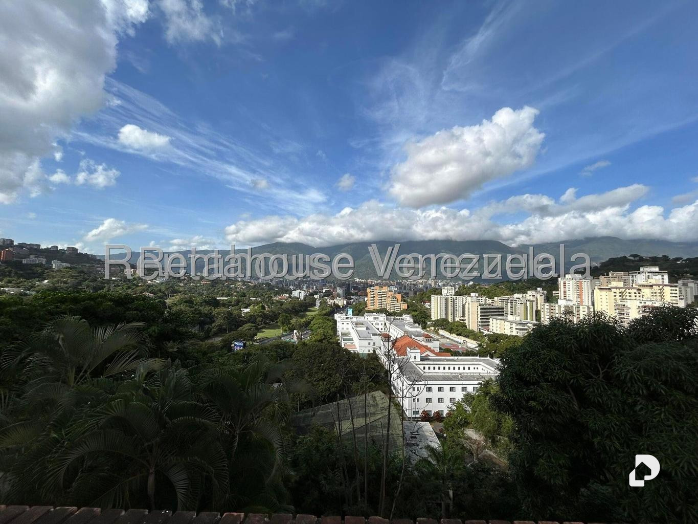 Apartamento en Las Mesetas de Santa Rosa de Lima, Caracas – 25
