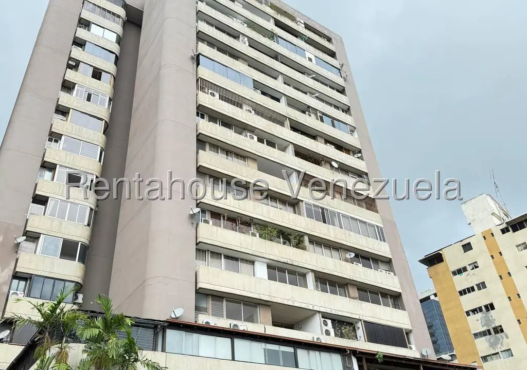 Apartment in Los Chorros, Caracas - 1