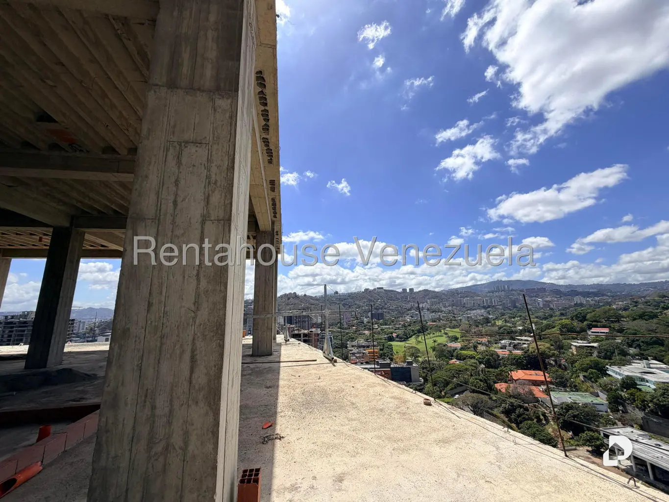 Apartamento en Las Mercedes, Caracas – 19