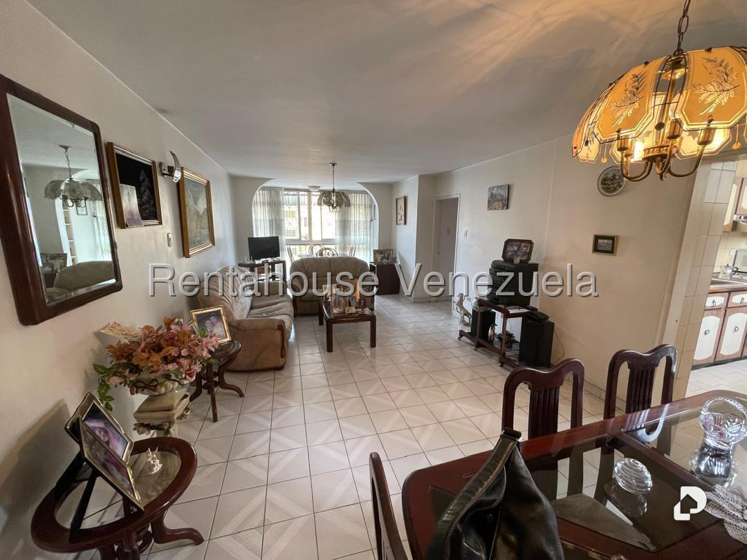 Apartamento en Parroquia Santa Rosalía, Caracas – 2