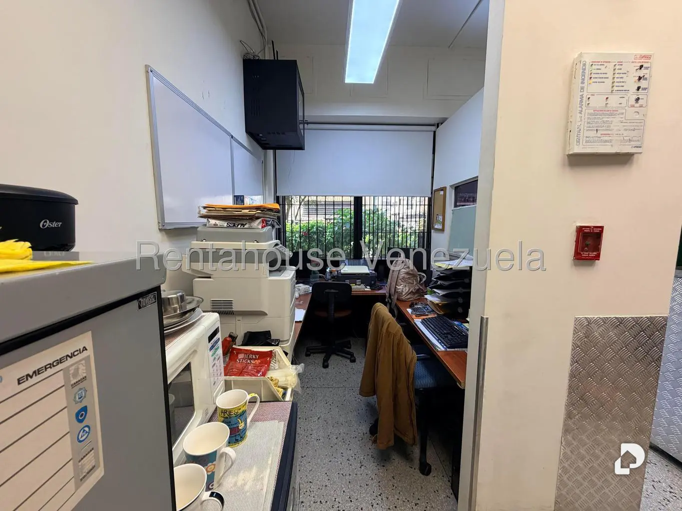 Local comercial en Los Palos Grandes, Caracas – 6
