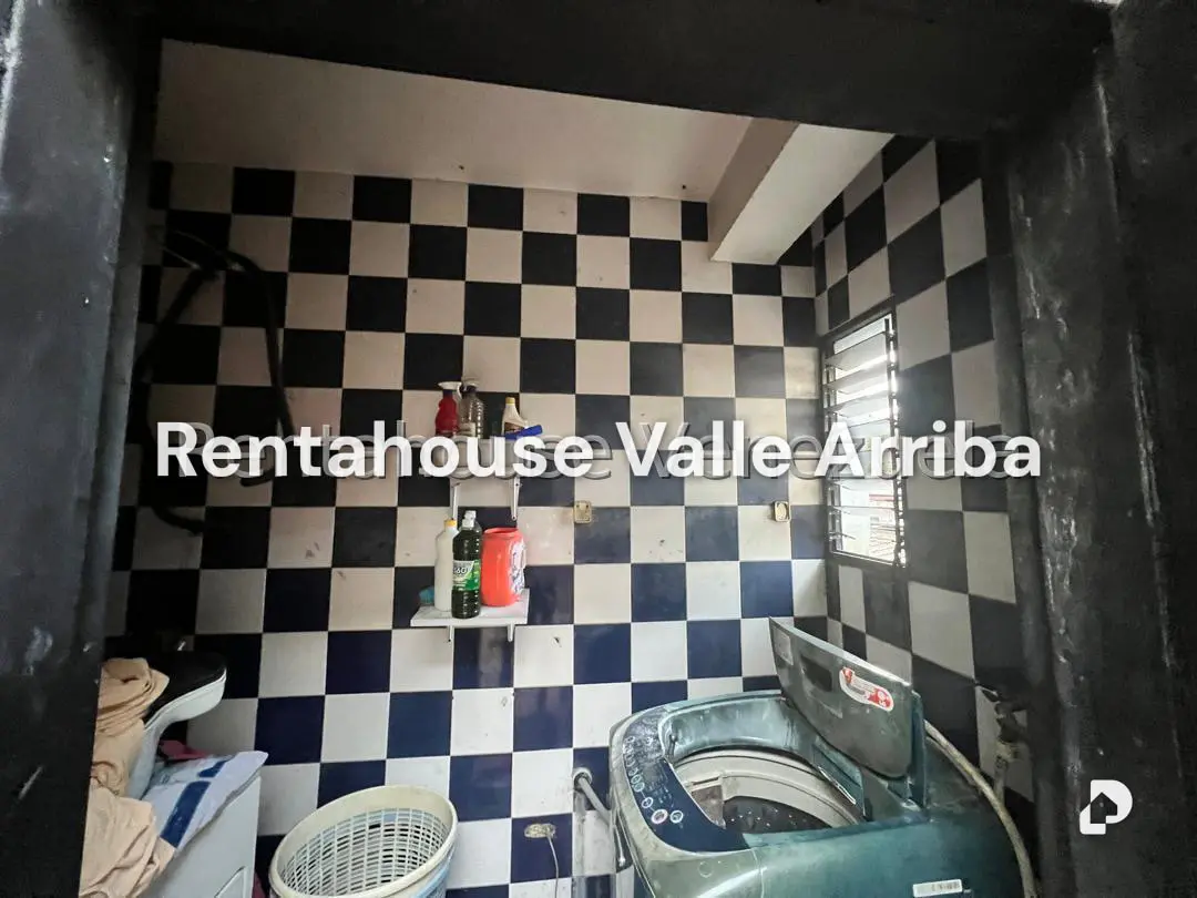 Casa en Catia, Caracas – 12