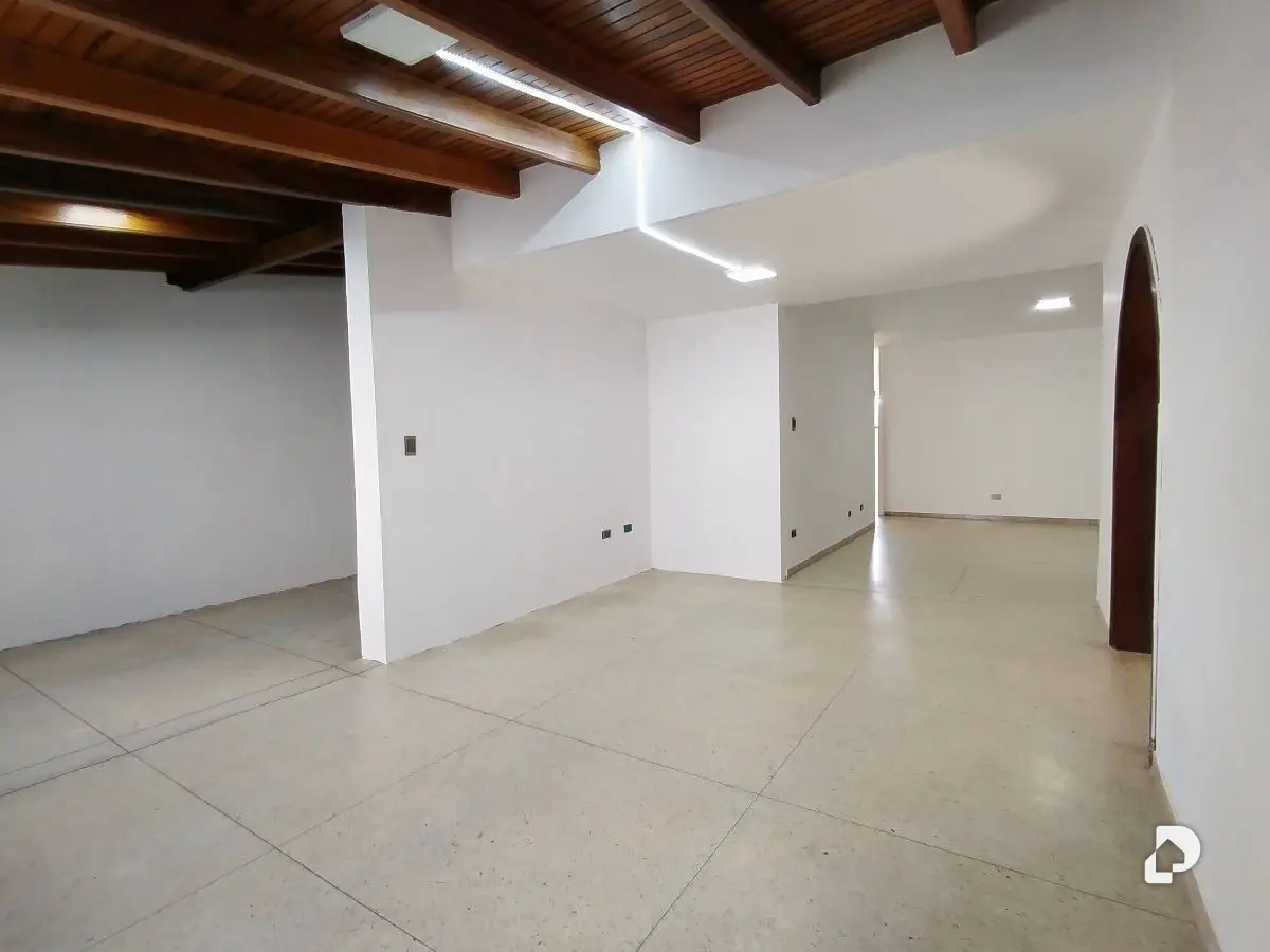Casa en Parroquia Urbana San José, Valencia – 8