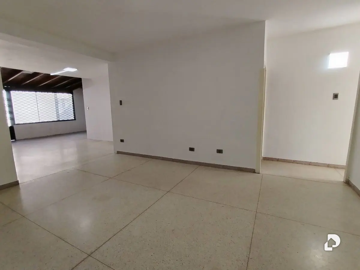 Casa en Parroquia Urbana San José, Valencia – 12