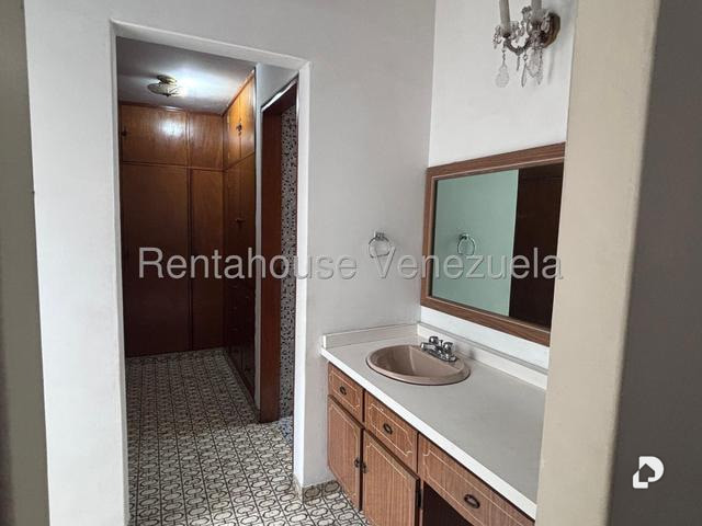 Casa en Montalbán I, Caracas – 12