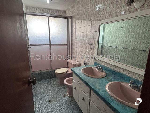 Casa en Montalbán I, Caracas – 15