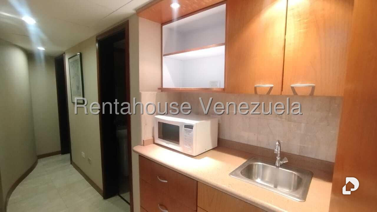 Oficina en Las Mercedes, Caracas – 14