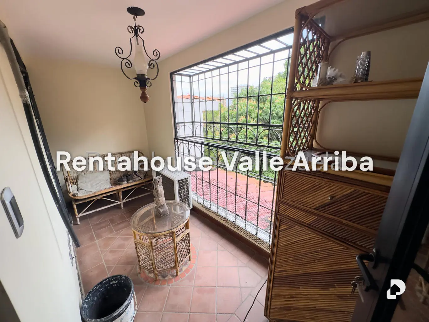 Casa en Santa Rosa de Lima, Caracas