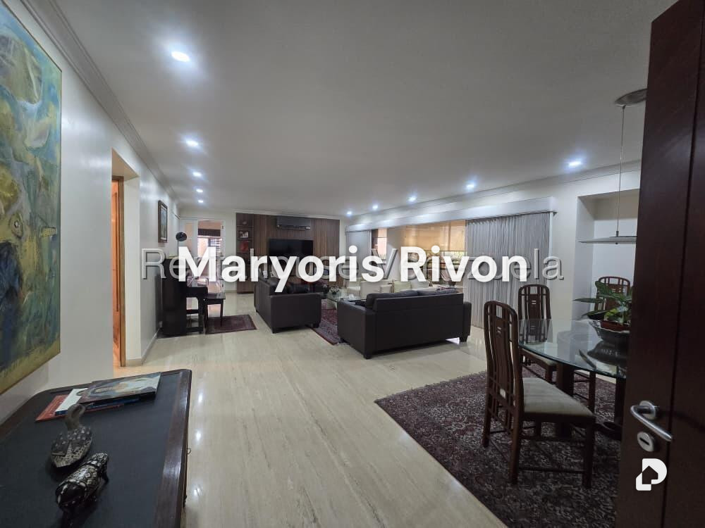 Apartment in Campo Alegre, Caracas – 3