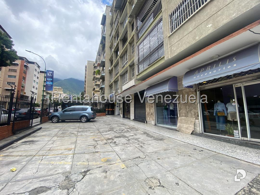 Local comercial en Los Palos Grandes, Caracas – 6