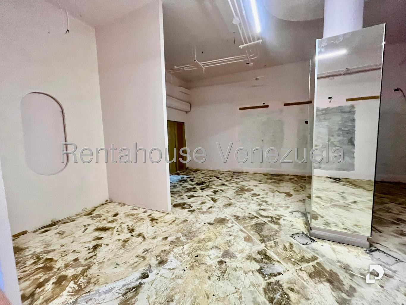 Local comercial en Las Mercedes, Caracas – 15