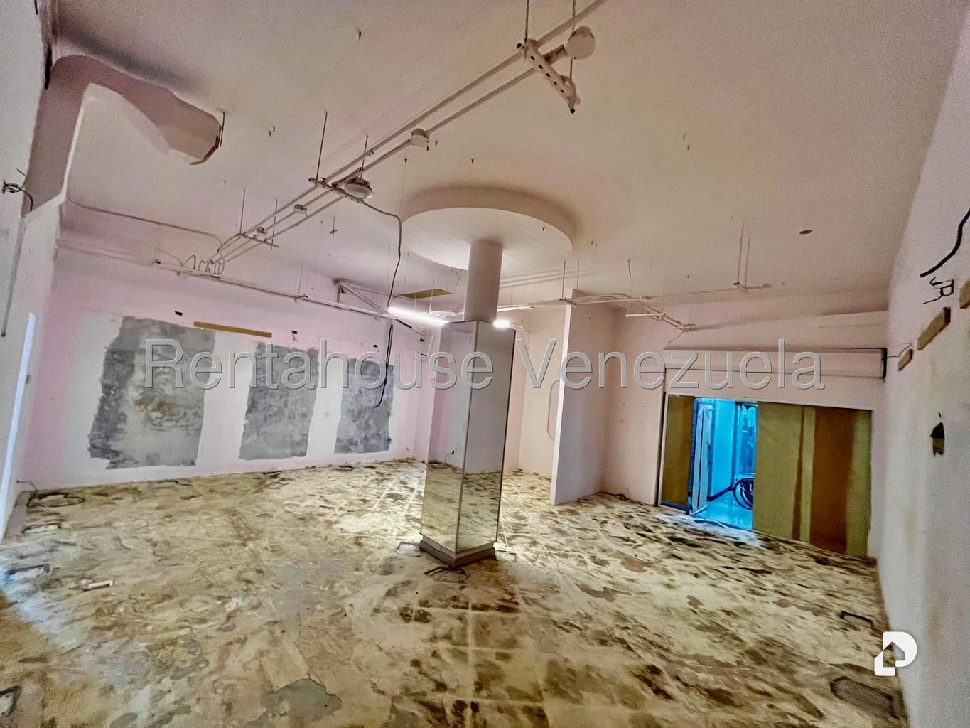Local comercial en Las Mercedes, Caracas – 9