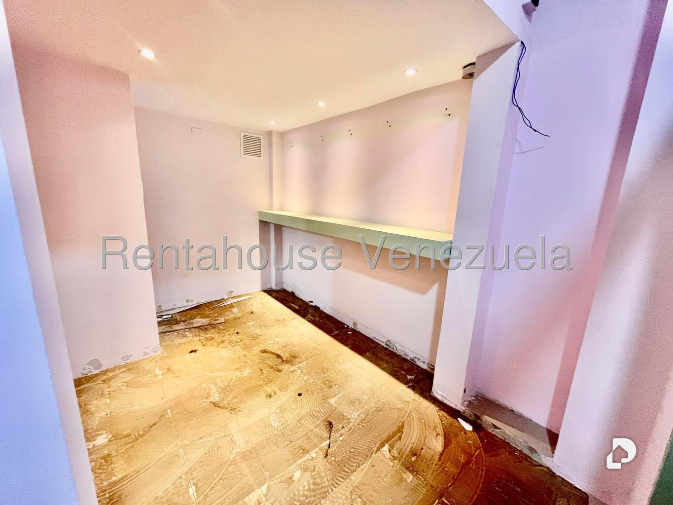 Local comercial en Las Mercedes, Caracas – 21