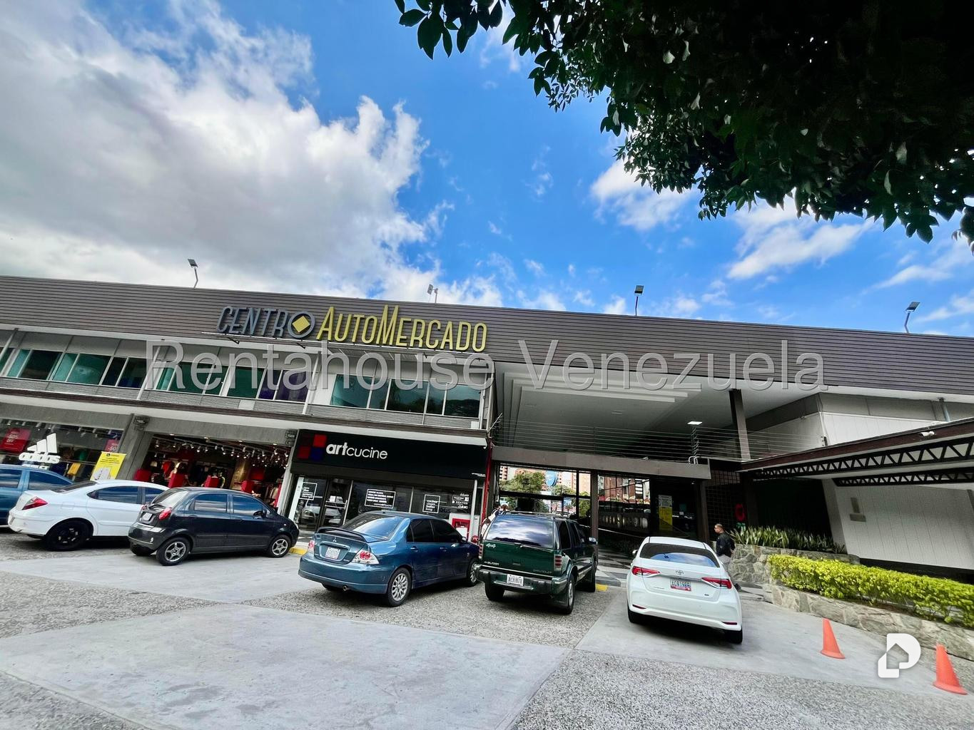 Local comercial en Las Mercedes, Caracas – 29