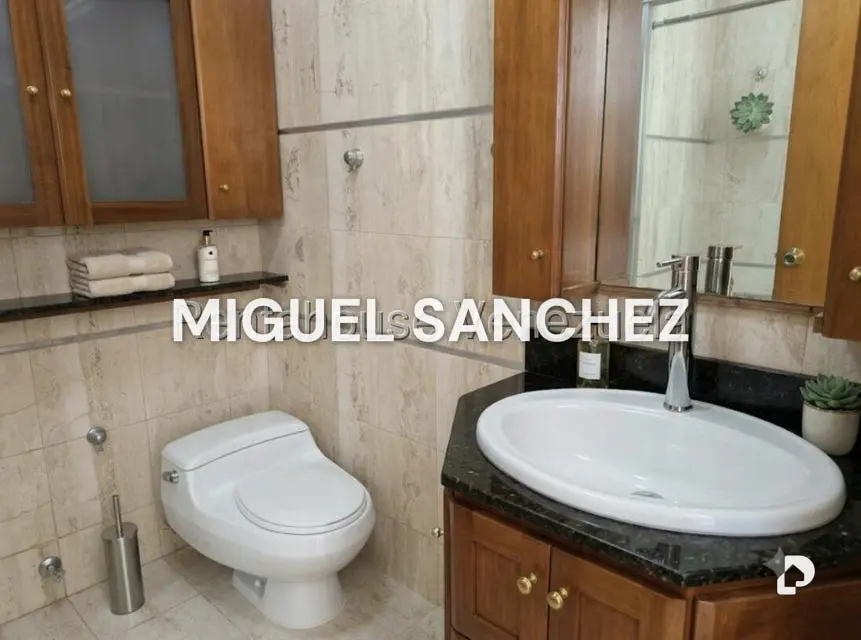 Apartamento en Los Naranjos, Caracas – 13