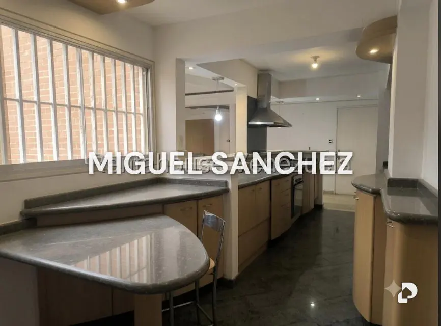 Apartamento en Los Naranjos, Caracas – 6