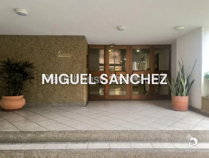 Apartamento en Los Naranjos, Caracas – 2