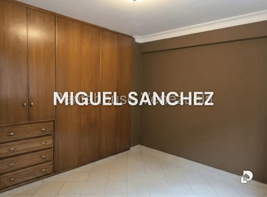 Apartamento en Los Naranjos, Caracas – 16