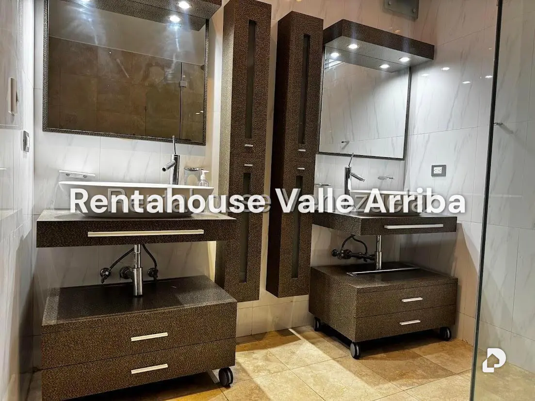 Apartment in Lomas de Las Mercedes, Caracas – 18
