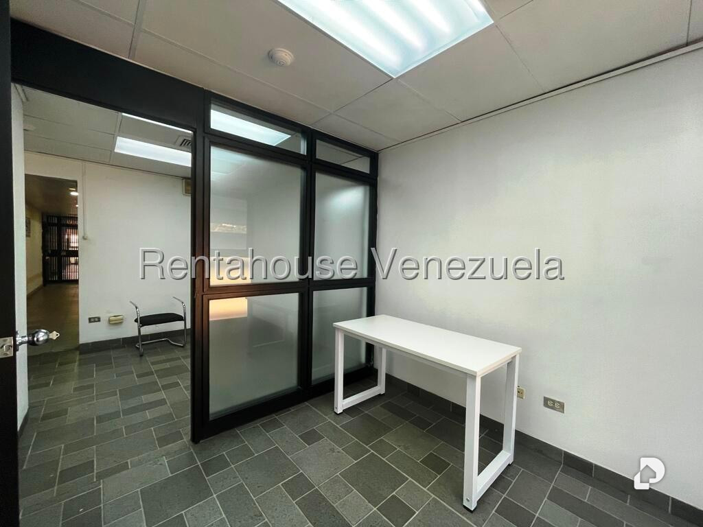 Oficina en Los Samanes, Caracas – 5