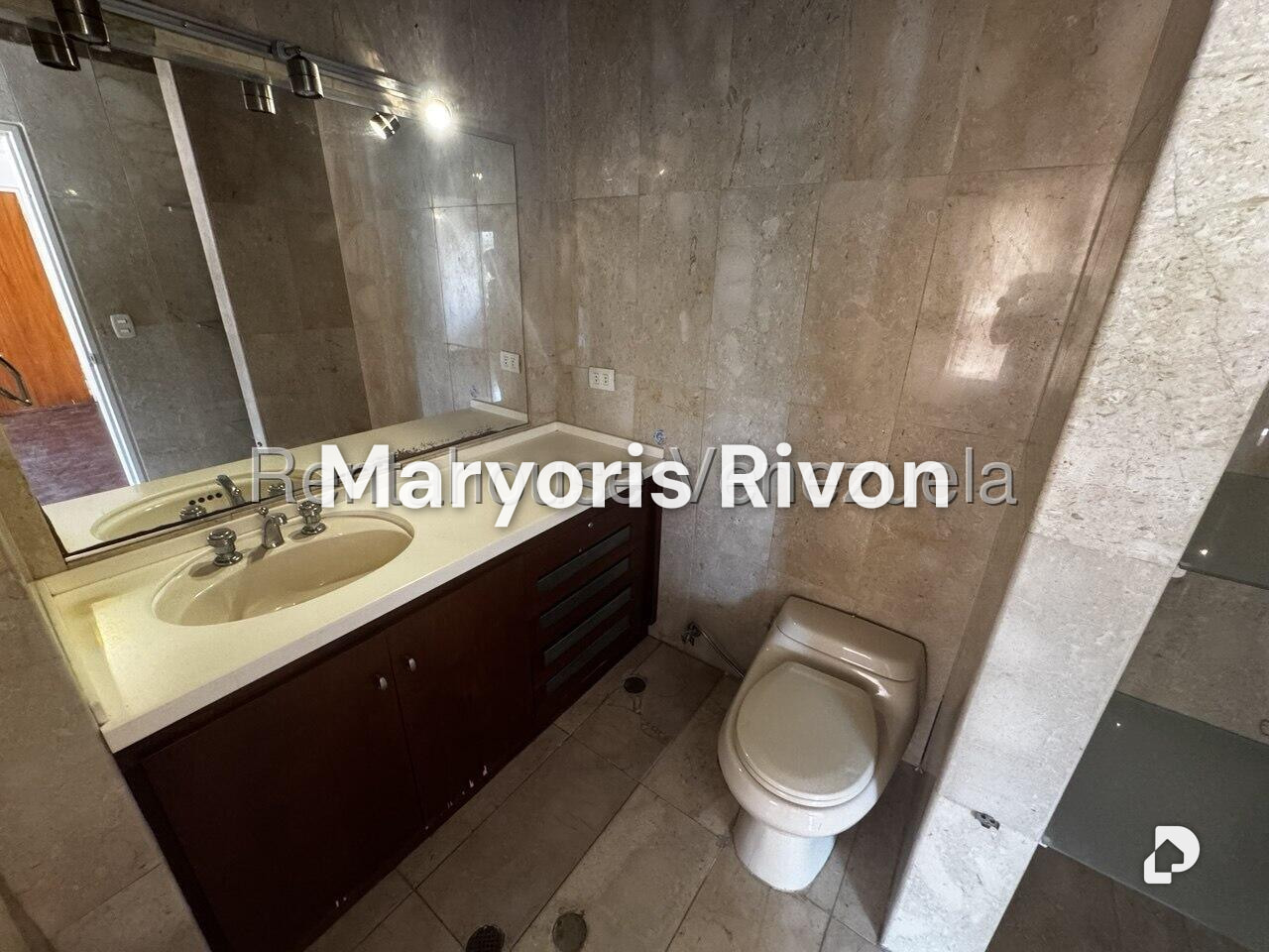 Penthouse en Campo Alegre, Caracas – 26