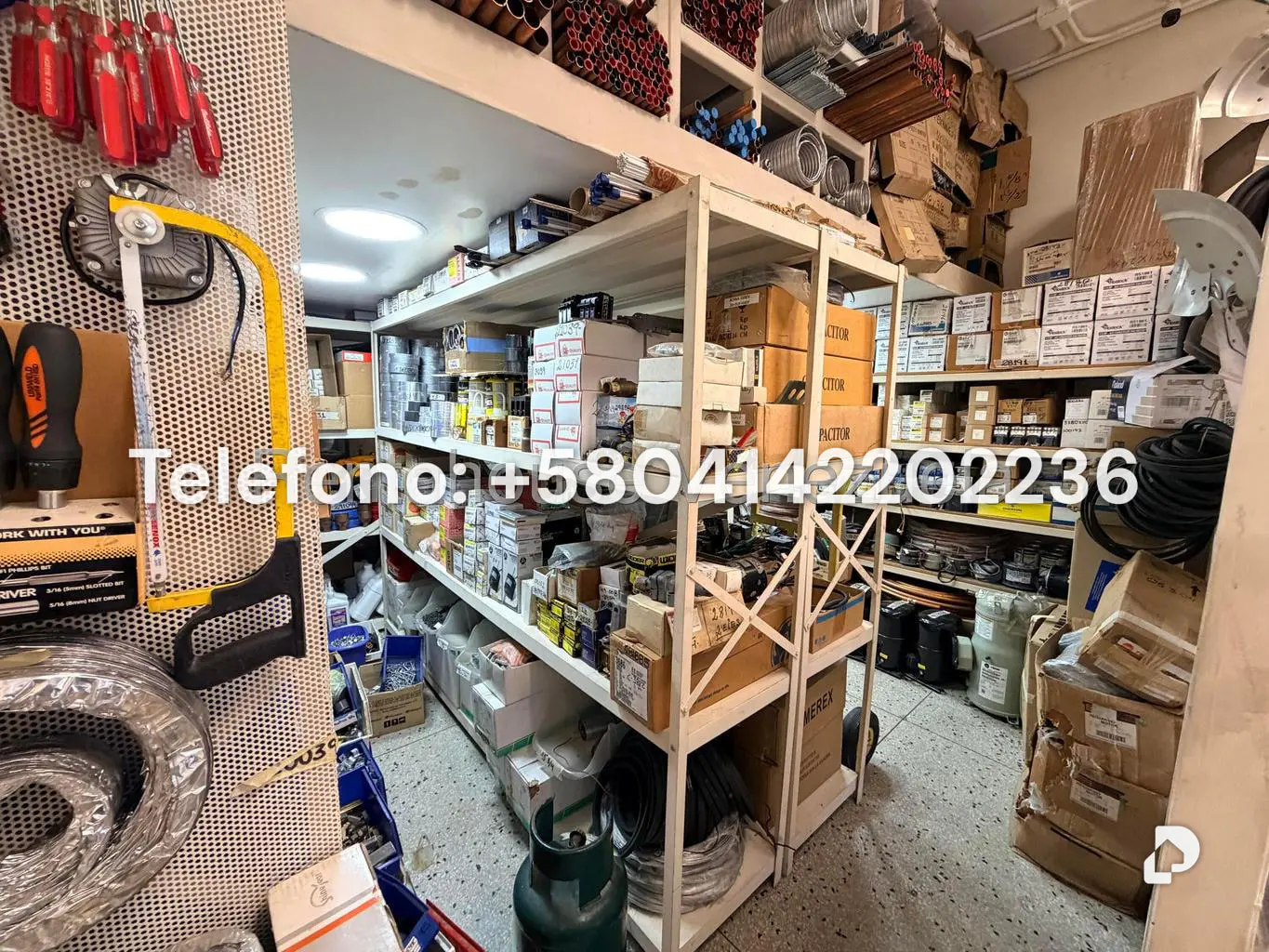 Local comercial en Los Palos Grandes, Caracas – 9