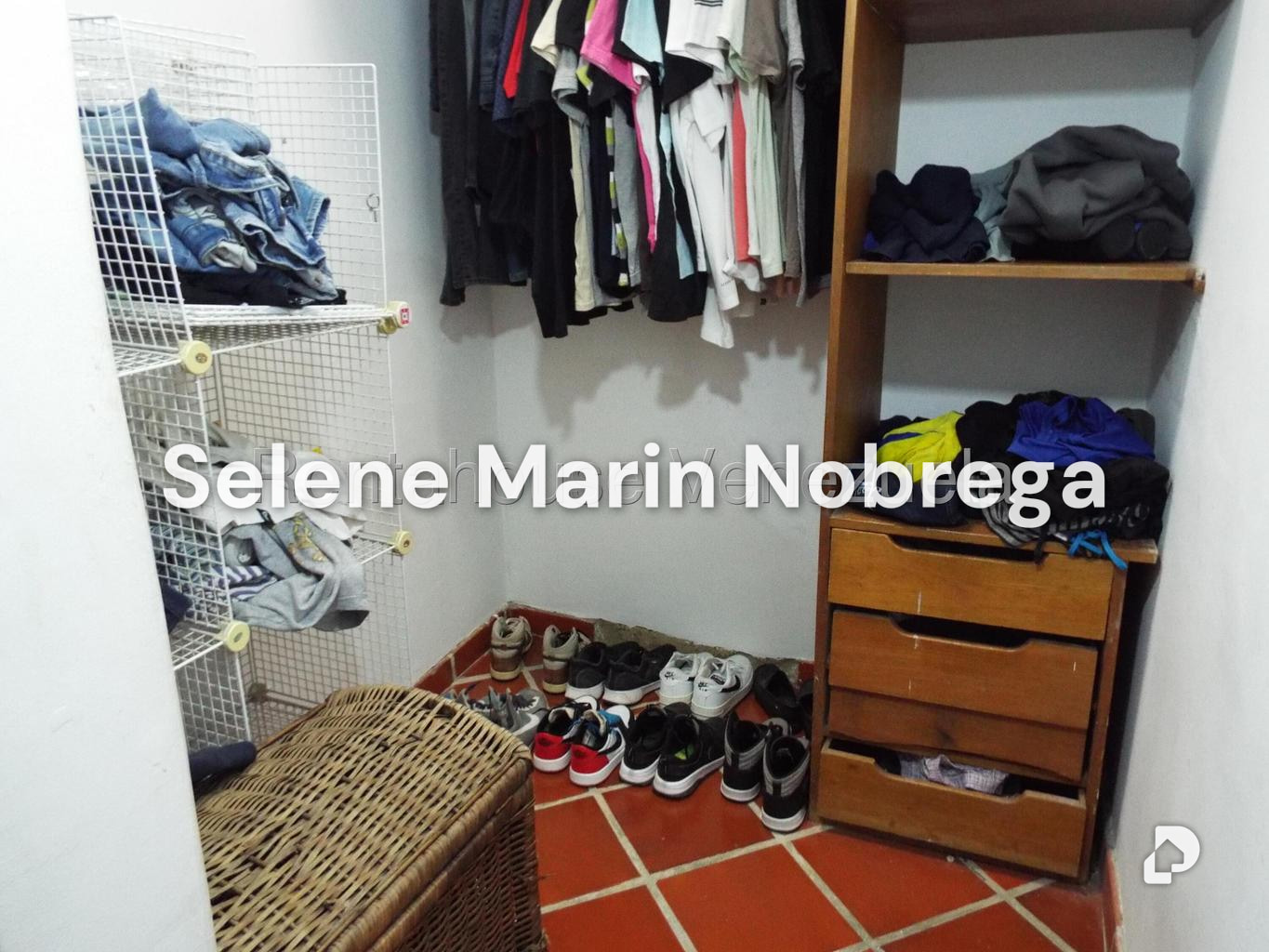 Casa en Lomas De La Trinidad, Caracas – 20