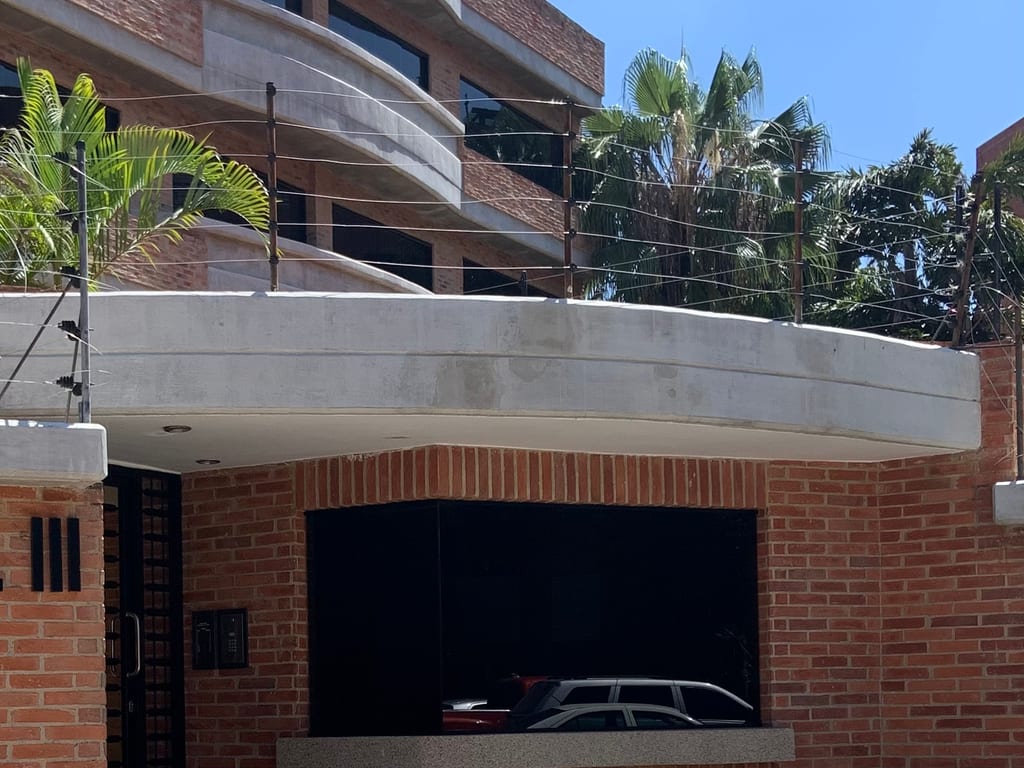 Apartment in Los Samanes, Caracas - 1