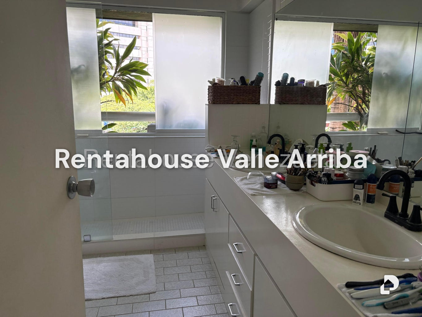 Apartamento en El Rosal, Caracas – 28